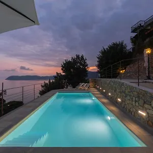 La Sterlizia Di Santa Croce Semesteranläggning (resort) Alassio